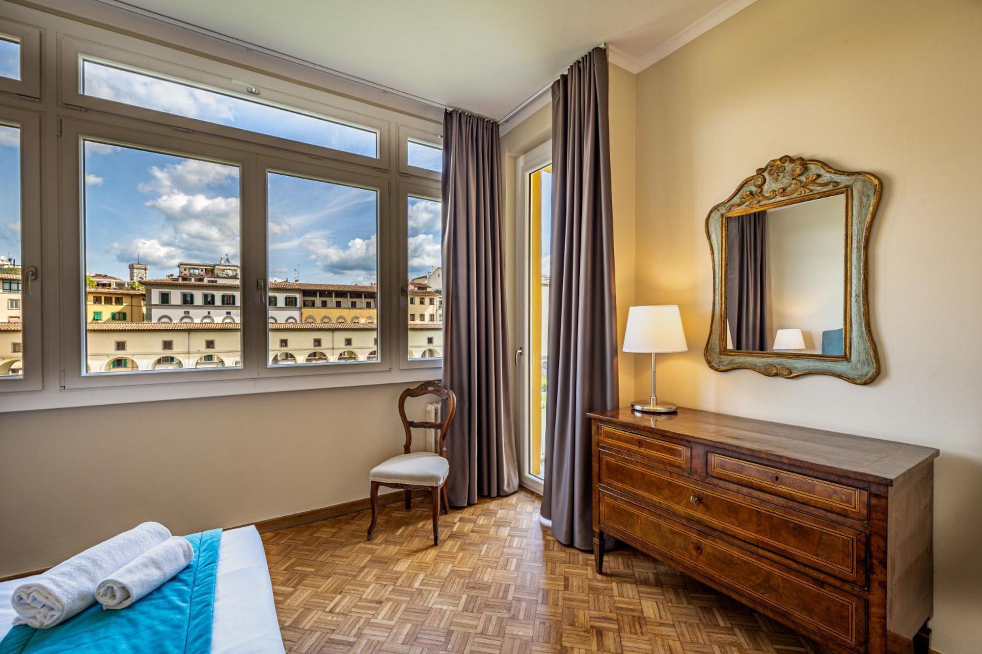 Apartamento Yd Balcony On Pontevecchio View Florencia Exterior foto
